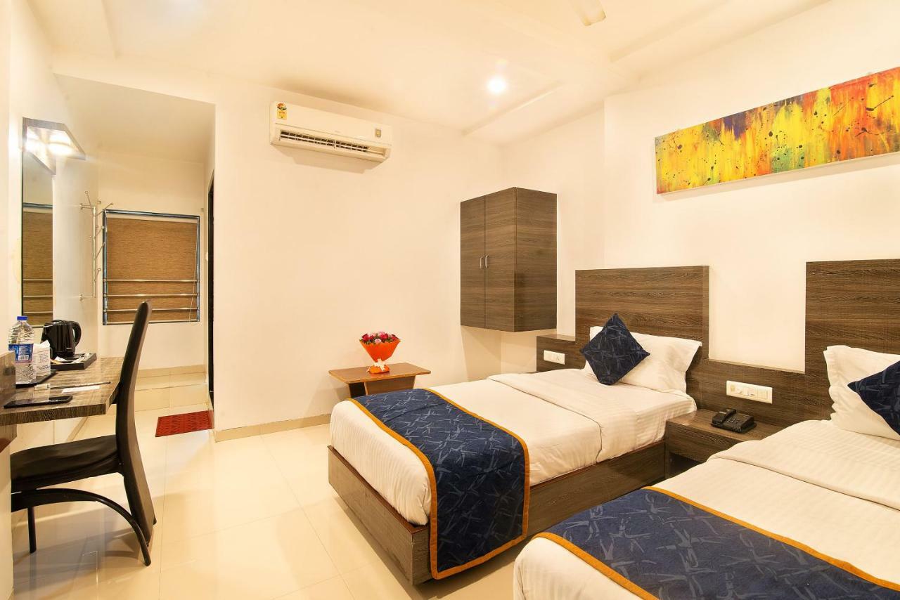 Hotel Sheetal Plaza Surat Luaran gambar