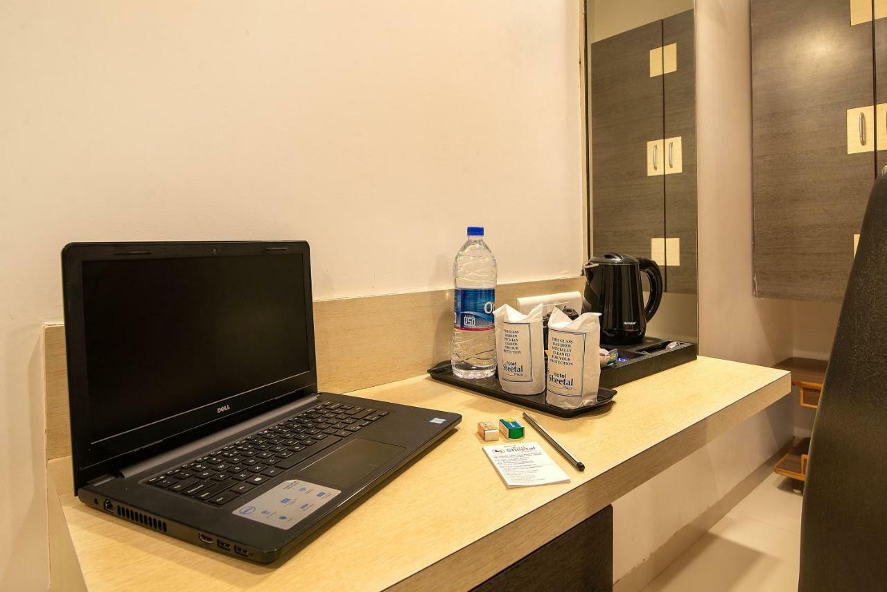 Hotel Sheetal Plaza Surat Luaran gambar