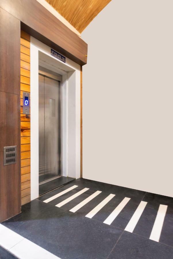 Hotel Sheetal Plaza Surat Luaran gambar