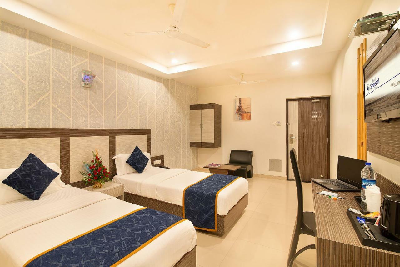 Hotel Sheetal Plaza Surat Luaran gambar